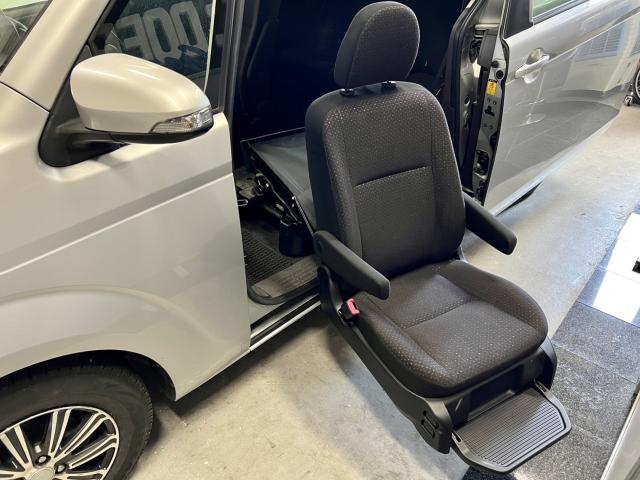 福祉車両レンタカー　トヨタ ポルテ 福祉車両 助手席リフトアップシート車